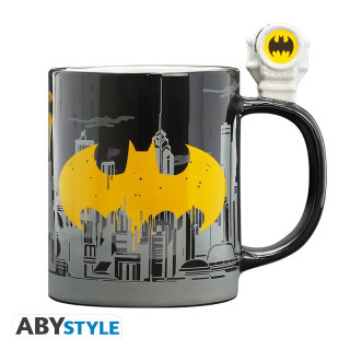 DC COMICS - "Bat-Signal" 3D šalica Merch