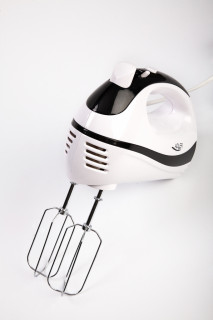 ADLER AD4205 Hand mixer , 300W, white-black Dom