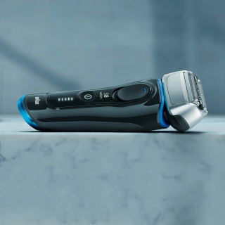 Braun Series 8 8345s WD razor Dom