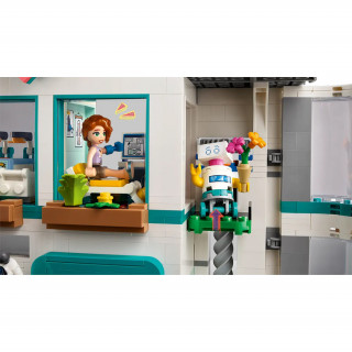 LEGO® Friends Bolnica u Heartlake Cityju (42621) Igračka