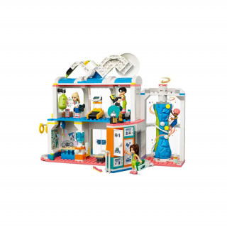 LEGO Friends Sportski centar (41744) Igračka